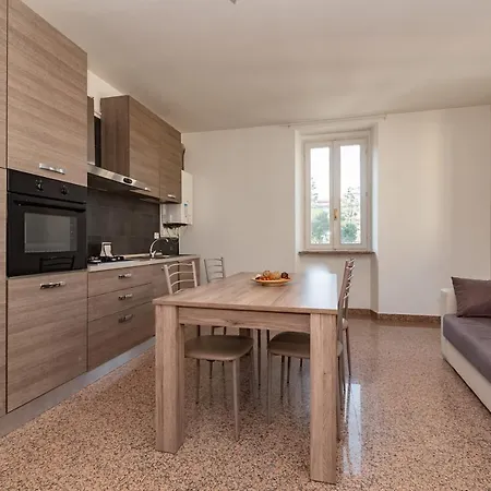 Apartment Piazza Garibaldi - F&l Brescia